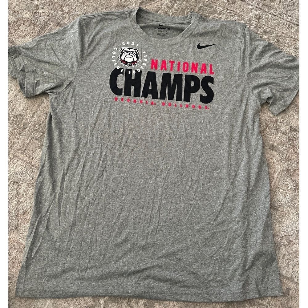 Nike tee dri-fit XL Georgia Bulldogs NWT Gray Short sleeve Athletic Champs